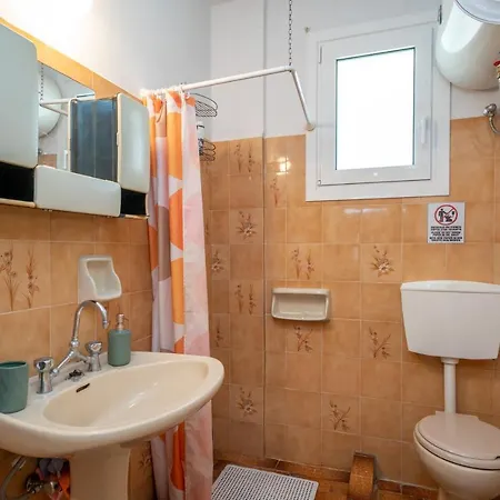 Artemis House Holiday home Karavomylos