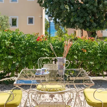 Holiday home Artemis House *