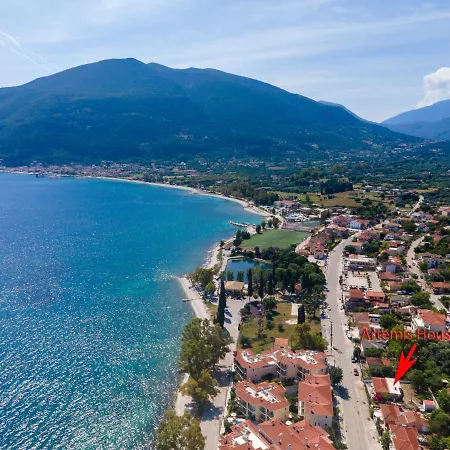 Holiday home Artemis House Karavomylos