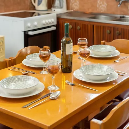 Holiday home Artemis House Karavomylos