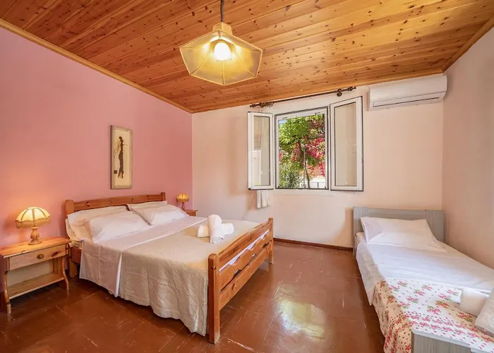 Nyaraló Artemis House