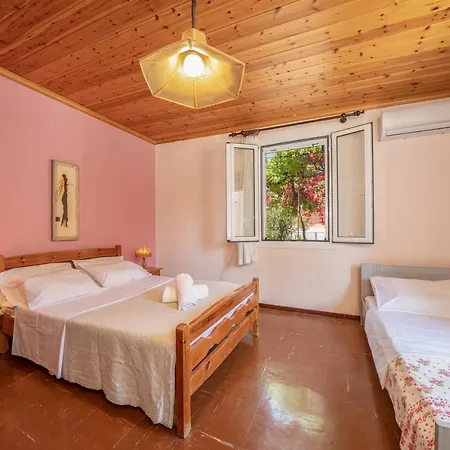 Hébergement de vacances Artemis House